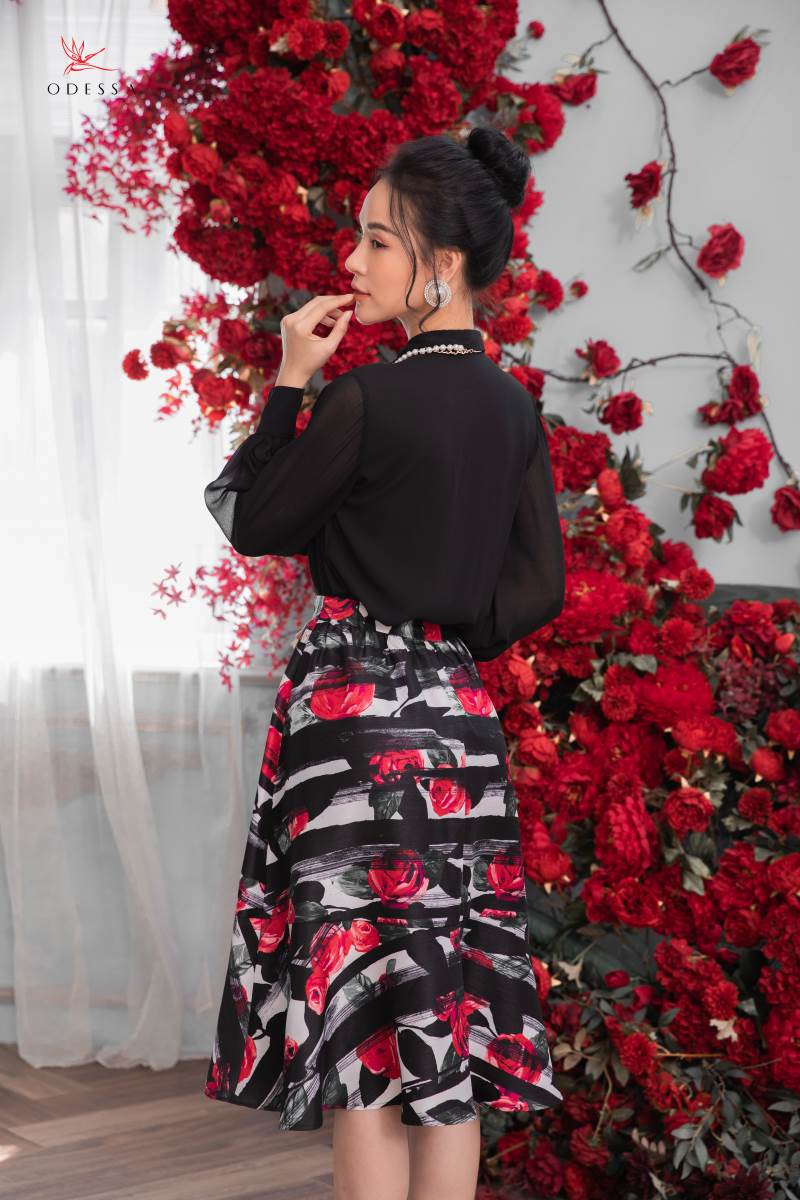 Vải Tafta hoa hồng 15-xuất dư đẹp-Chất tafta phẳng dầy có độ đơ, vải mịn  mượt hoa in sắc nét | Shopee Việt Nam