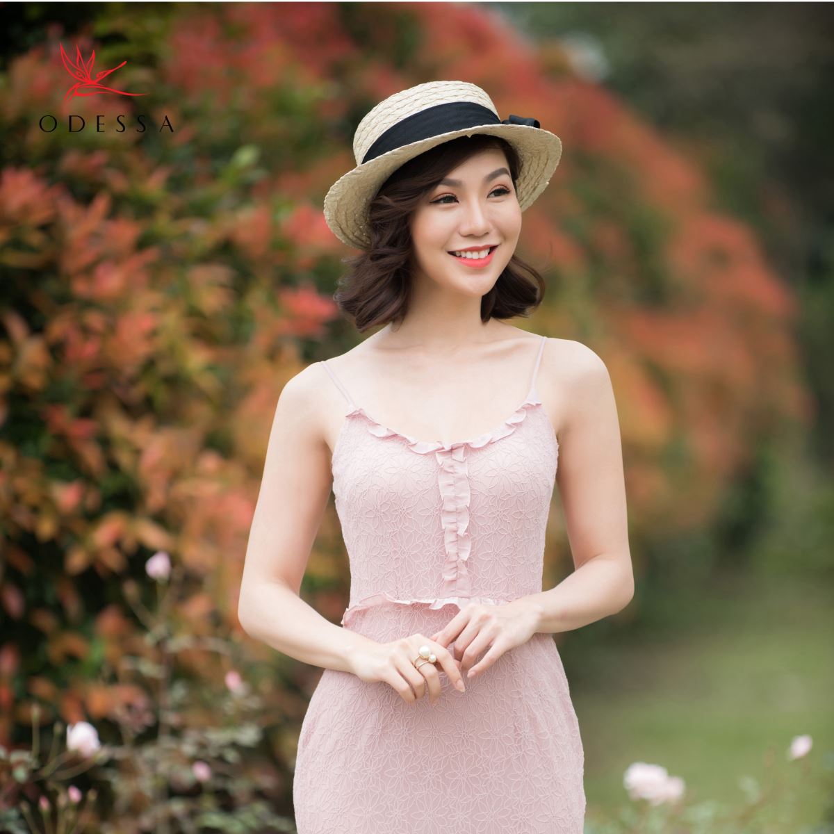 sơ mi đen, so mi den, so mi trang, dam suong, đầm suông, chân váy bút chì đẹp 2018, chan vay but chi dep 2018, đầm đi biển, dam di bien