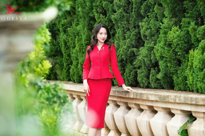 set đỏ tươi tắn diện tết