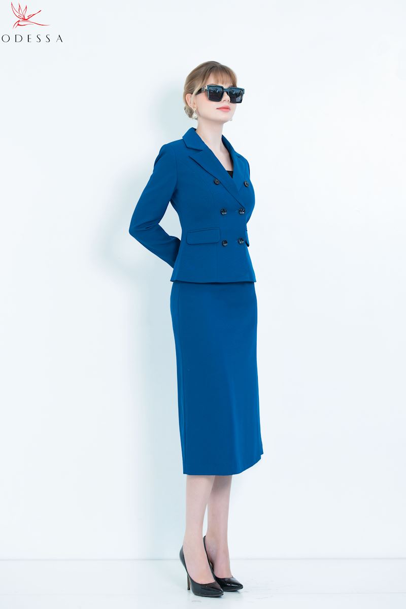 ÁO VEST DÁNG ÔM 4 CÚC VSB25-018