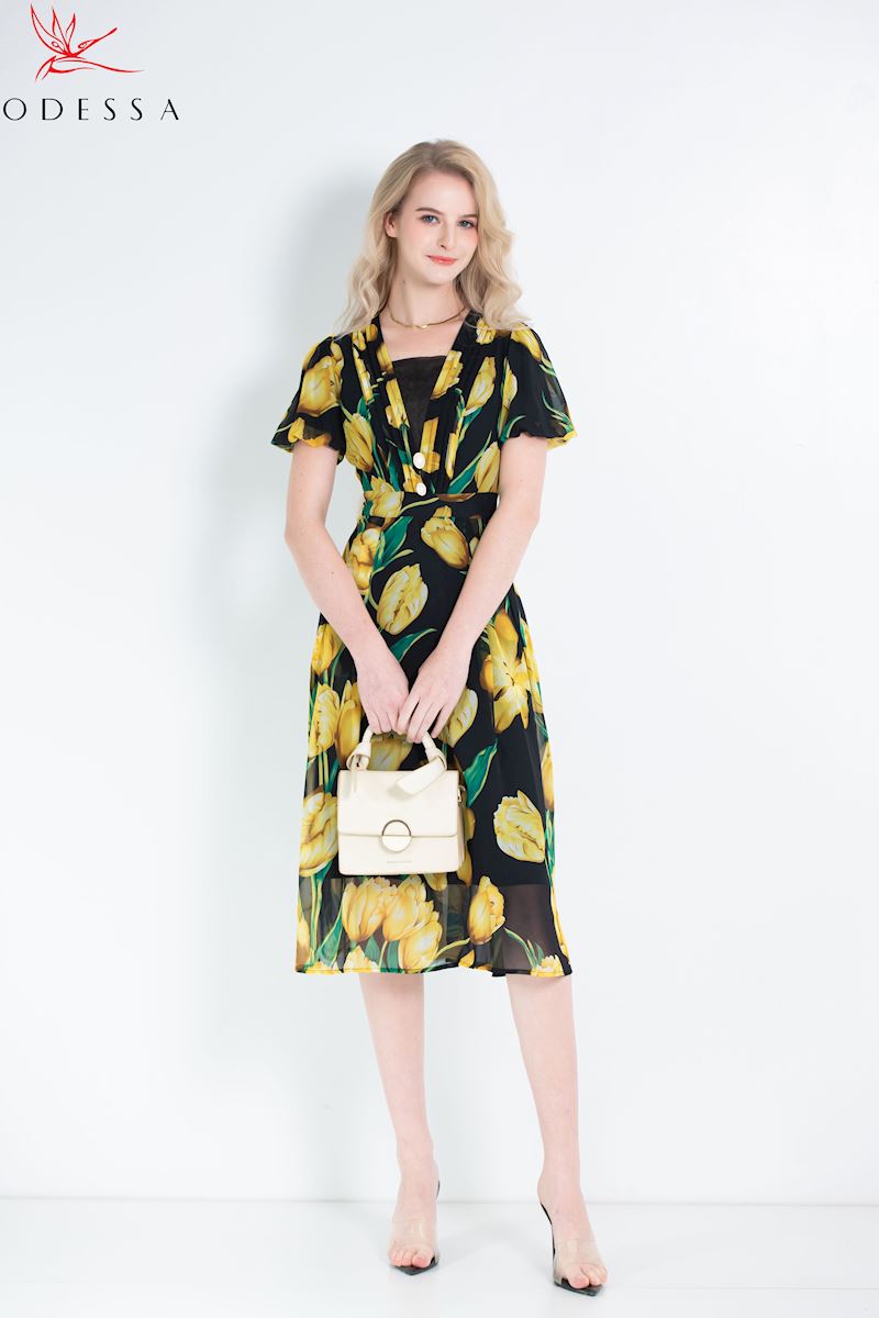 ĐẦM NỮ CỔ VUÔNG DẠO PHỐ DK25-049